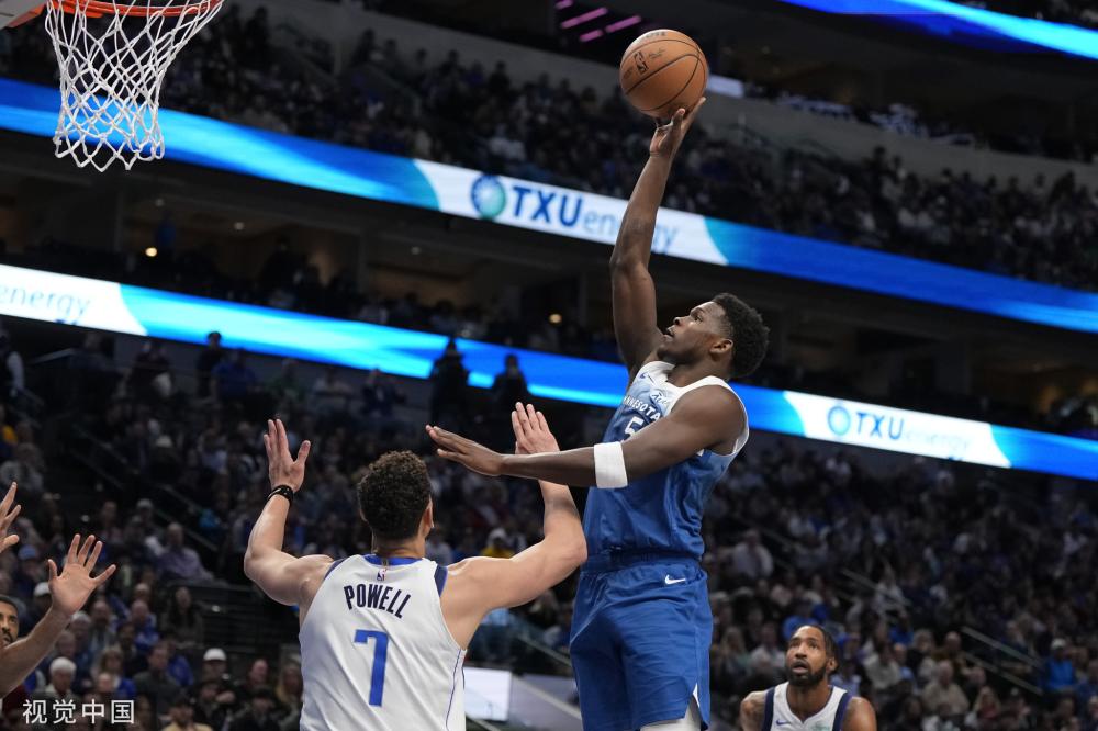 缓解了后防 缓解了后防