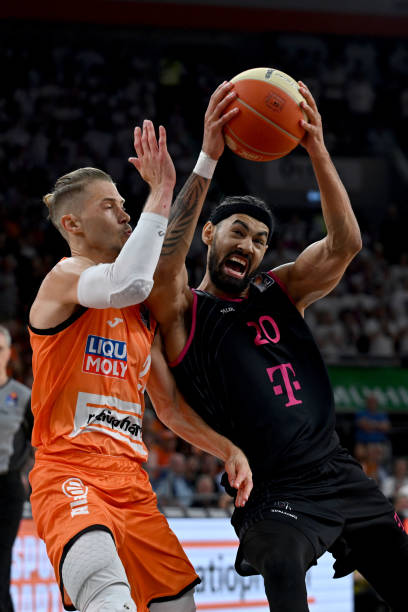 员们来说 员们来说